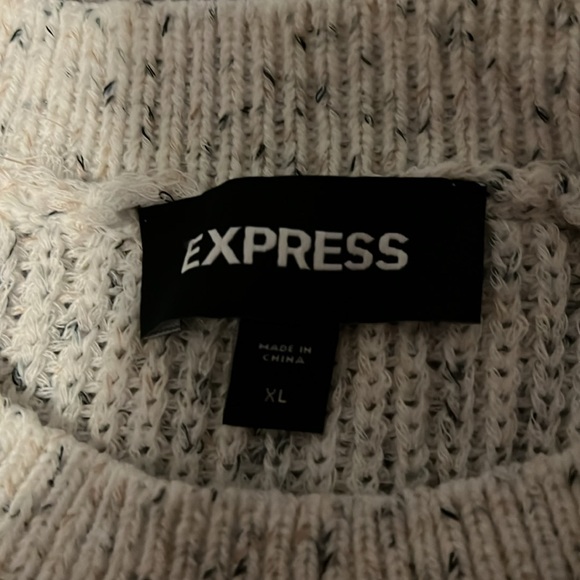 NWOT express black and white marled sweater. XL - Picture 3 of 4